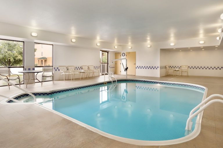 Hotels With Pools Near Akron, OH (2023 Update)
