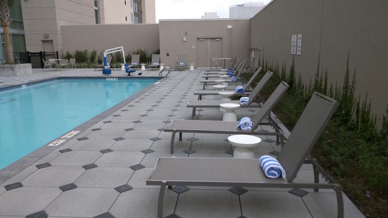 Hotels With Pools Near Houston, TX (2023 Update)