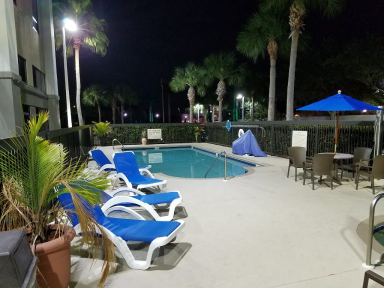 Hotels With Pools Near Port St. Lucie, FL (2023 Update)