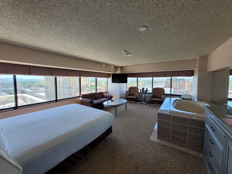 Best Hotel Rooms With Balcony or Private Terrace Near Reno, NV (2023 Update)