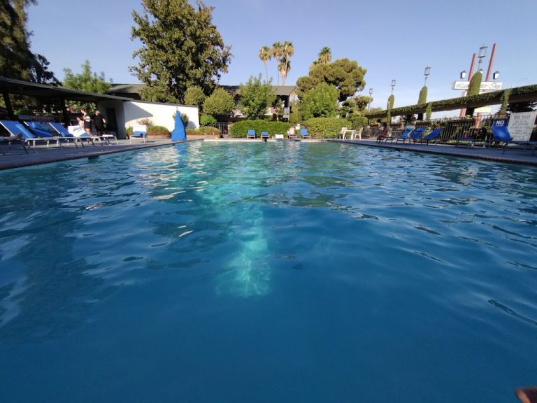 Hotels With Rooftop Pools Near Visalia, CA (2023 Update)