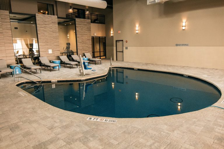 Hotels With Rooftop Pools Near Lubbock, TX (2023 Update)