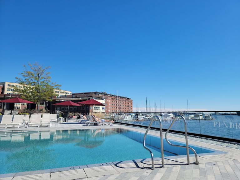 Hotels With Rooftop Pools Near Baltimore, MD (2023 Update)