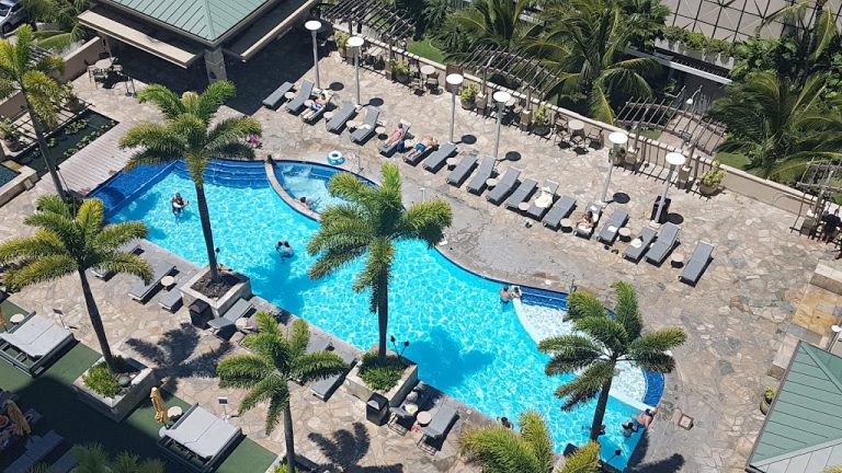 Romantic Hotels With Jacuzzi In Room Near Me In Honolulu, HI (2023 Update)