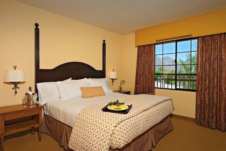 Best Hotels With Kitchenettes Near Me In Indio, CA (2023 Update)