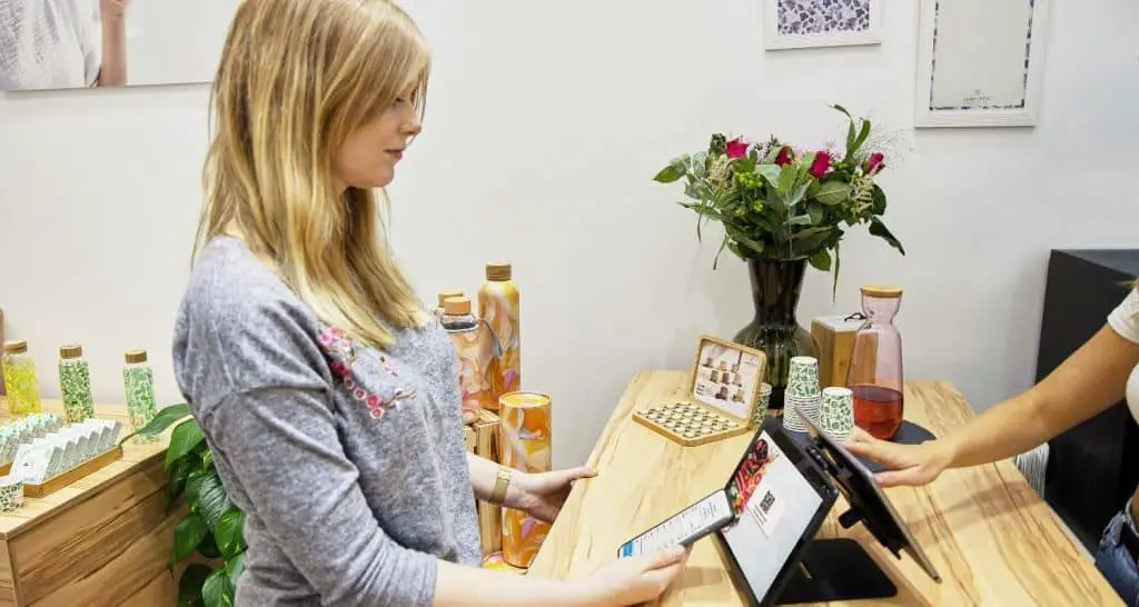 Do Hotels Charge for Late Check Out? A Comprehensive Guide Peery Hotel