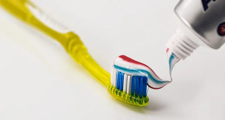 Do Hotels Provide Toothpaste For Guests?