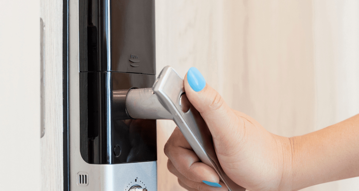 How to Lock a Hotel Door from the Inside A Comprehensive Guide Peery
