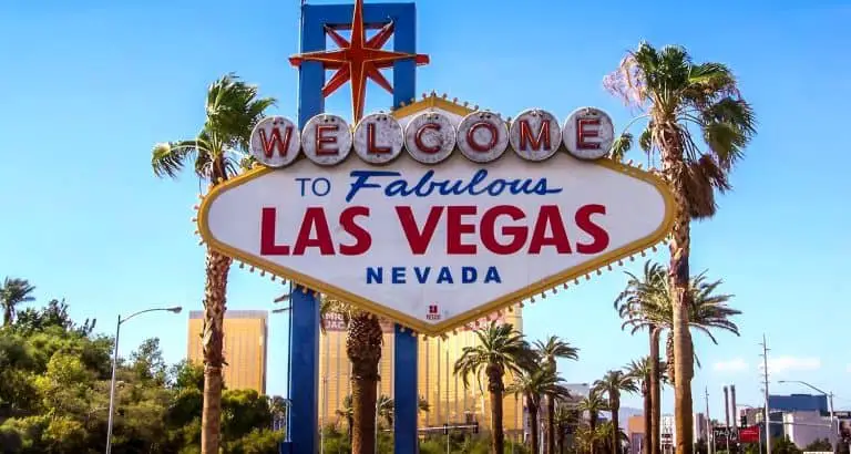 How Many Hotel Rooms are in Las Vegas? A Complete Guide