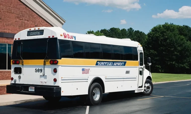 Does Drury Inn & Suites Nashville Airport Have A Shuttle To And From The Airport?