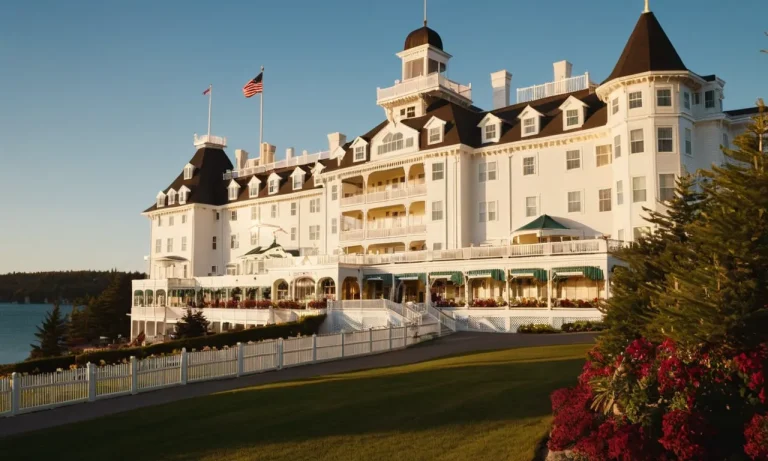 Who Owns The Grand Hotel On Mackinac Island?