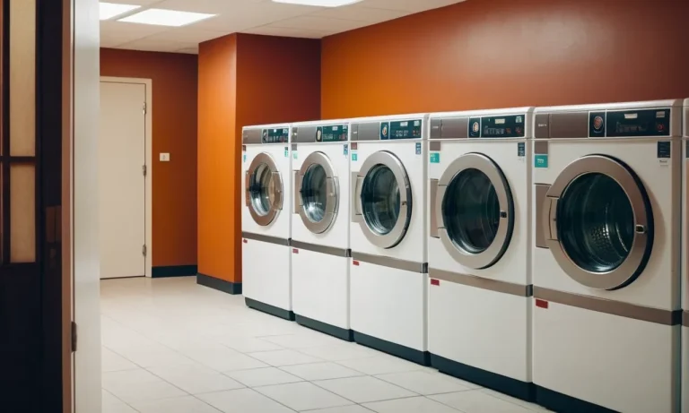 Why Do Hotels Outsource Laundry? A Comprehensive Guide